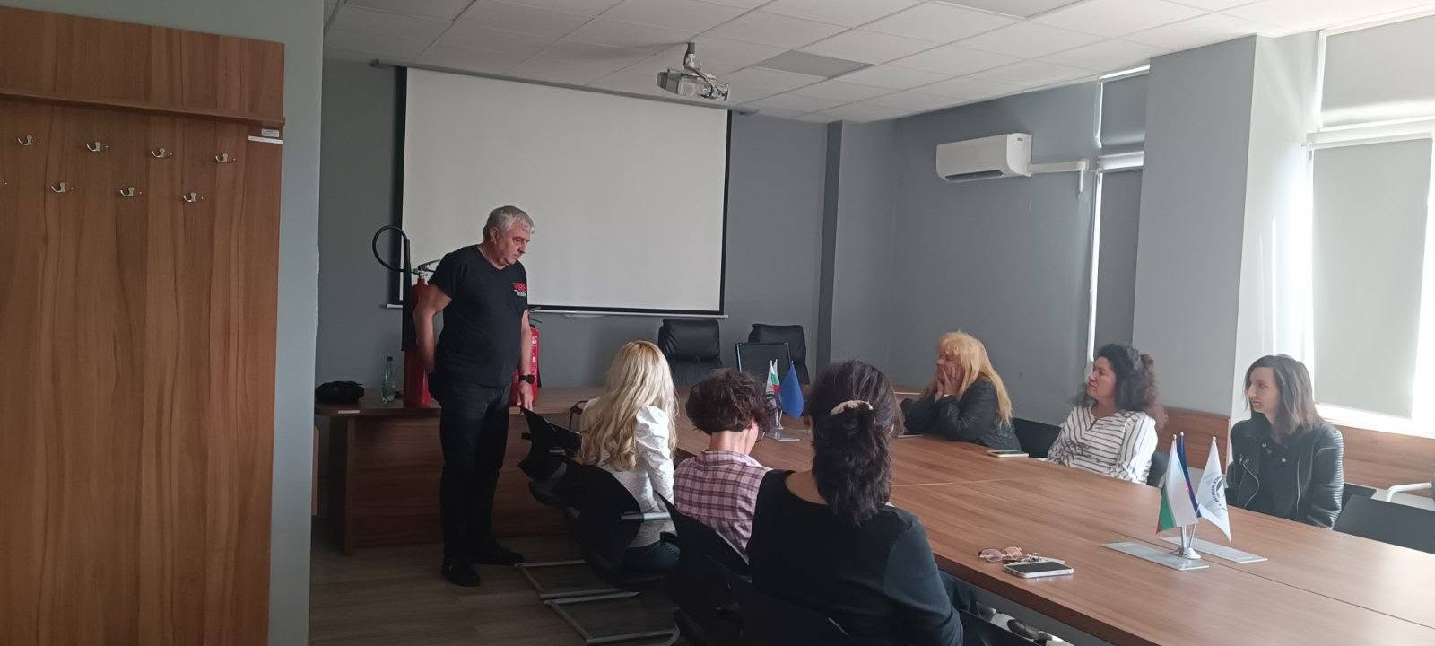 Обучение по пожарна безопасност на Държавна агенция за метрологичен и технически надзор - 28.09.2026г.